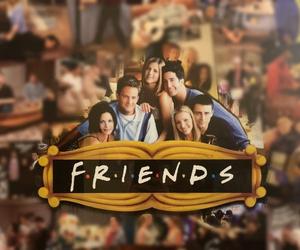 Jak dobrze znasz bohaterów serialu “Przyjaciele”? Rozwiąż quiz na 30-lecie “Friends”