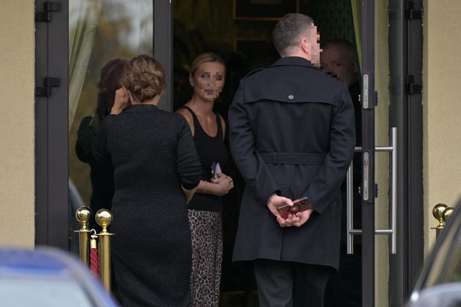 Tłumy gości na ślubie Katarzyny Cichopek i Macieja Kurzajewskiego. Wiemy, kto się pojawił