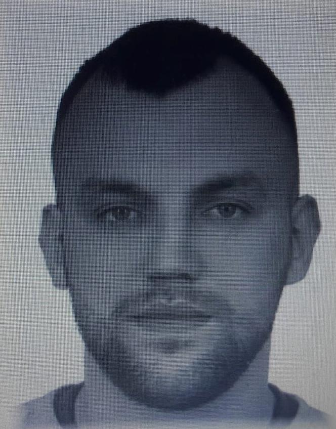 Poszukiwany 30-letni Krzysztof Majewski