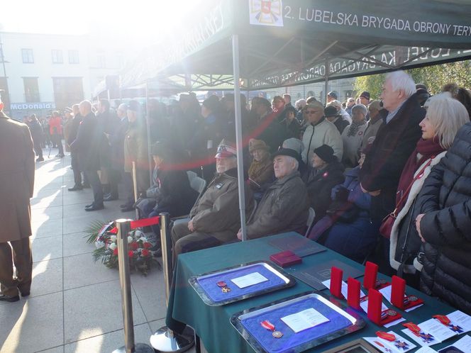 Święto Niepodległości w Lublinie. Setki mieszkańców świętowało na Placu Litewskim