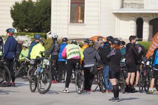 Bydgoszczanie na rowerach rozpoczęli nowy sezon turystyczny! Chętnych nie brakowało [ZDJĘCIA]