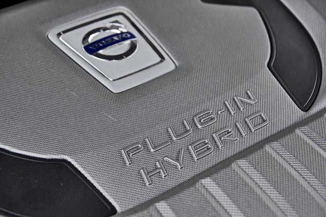 Volvo V60 Plug-in Hybrid Summum AWD