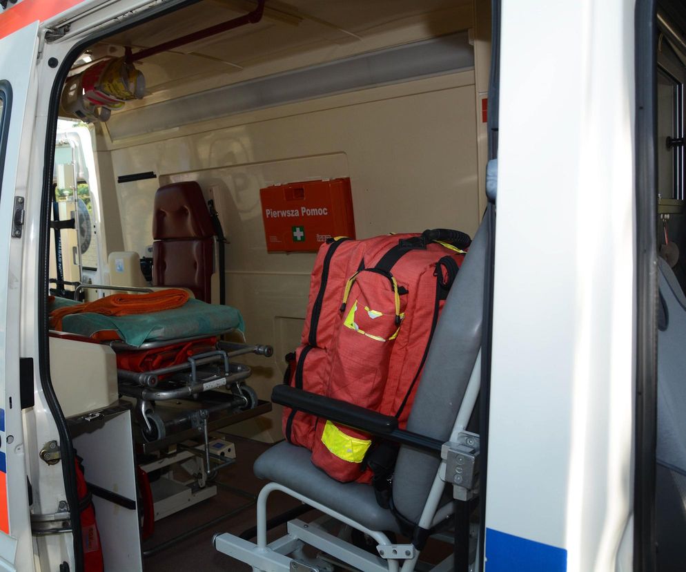 Ambulans, pierwsza pomoc, pogotowie ratunkowe