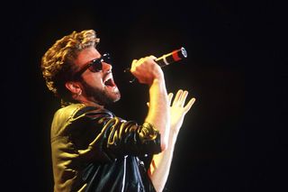 Jego hit stał się ponadczasowym symbolem świąt. W tym roku mija 8 lat od śmierci George’a Michaela