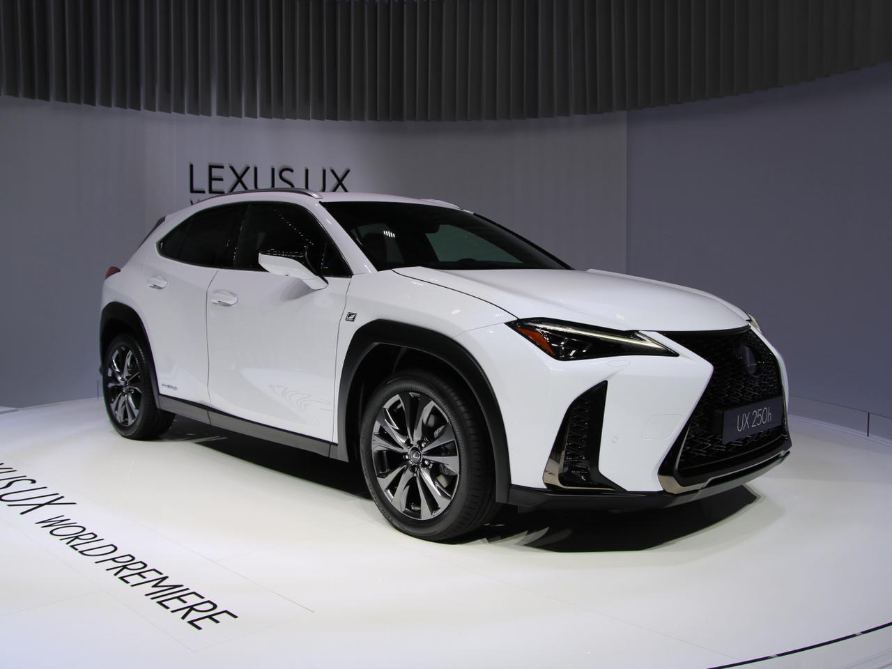 Lexus UX