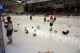 Niezwykły gest kibiców Hokeja z Sanoka