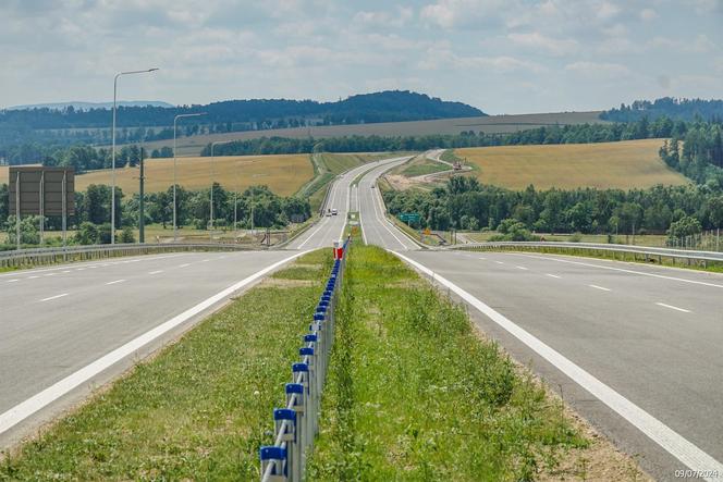 Ogromne tunele na S3 między Kamienną Górą a Bolkowem. W sierpniu droga będzie przejezdna