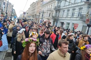 Polonez dla Łodzi. Setki łodzian we wspólnym tańcu [ZDJĘCIA]