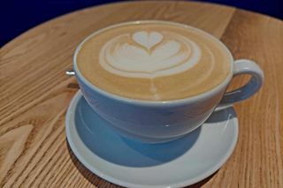 Kawiarnia Woda mieści się na tarasach Młynów Rothera