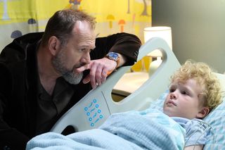 M jak miłość odcinek 1874 po wakacjach. Mirosław Wójcik (Jakub Kornacki), Tymek (Ksawery Krajewski)