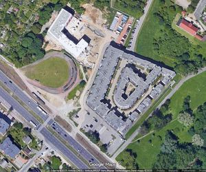 Twierdza, panoptykon, patodeweloperka? „Nie chciałabym mieszkać nigdzie indziej”