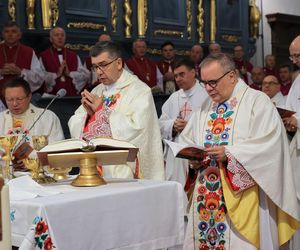 Nowy biskup diecezji łowickiej. W uroczystości wzięło udział wielu gości