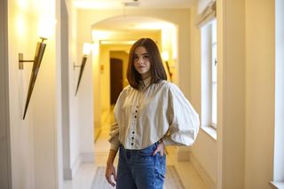 Alicja Wieniawa-Narkiewicz na planie serialu Czarne stokrotki