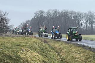 Rolnicy blokują drogi wokół Wrocławia. Setki ciągników, utrudnienia w wielu miejscach 