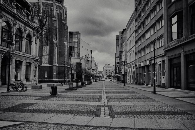 Wrocław w czasie epidemii - opustoszałe centrum miasta