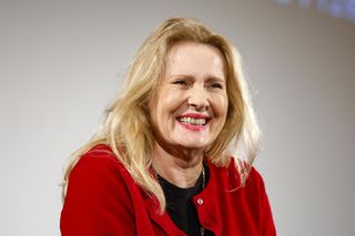 W dzień po porażce w TzG Grażyna Szapołowska promienieje na imprezie. Postawiła na ponadczasowy urok i klasę