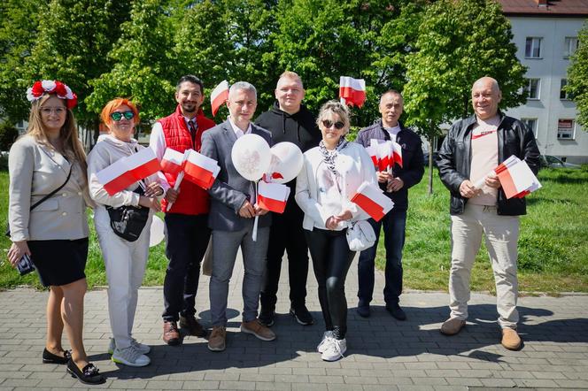 Piekary Śląskie. Trwa akcja Wywieś Flagę