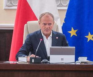 Tusk  zapowiada: Rząd gotowy na natychmiastową pomoc powodzianom – miliard złotych już czeka!