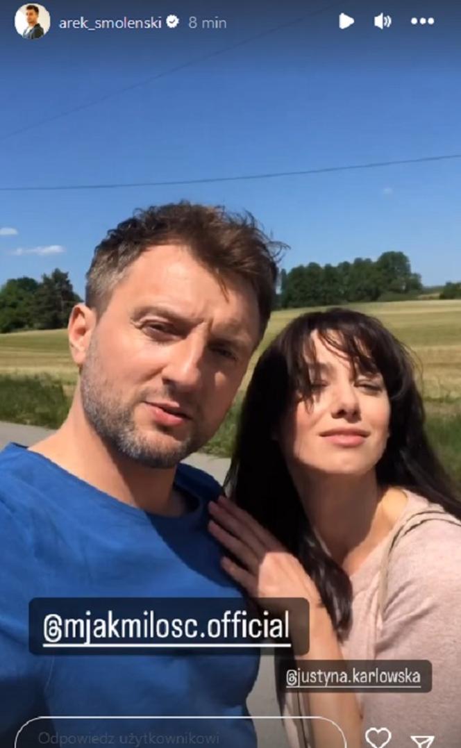 M jak miłość po wakacjach 2023. Ola (Justyna Karłowska) i Bartek (Arkadiusz Smoleński) na planie