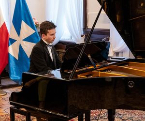 Autystyczny pianista z Florydy zachwycił muzyką w Rzeszowie