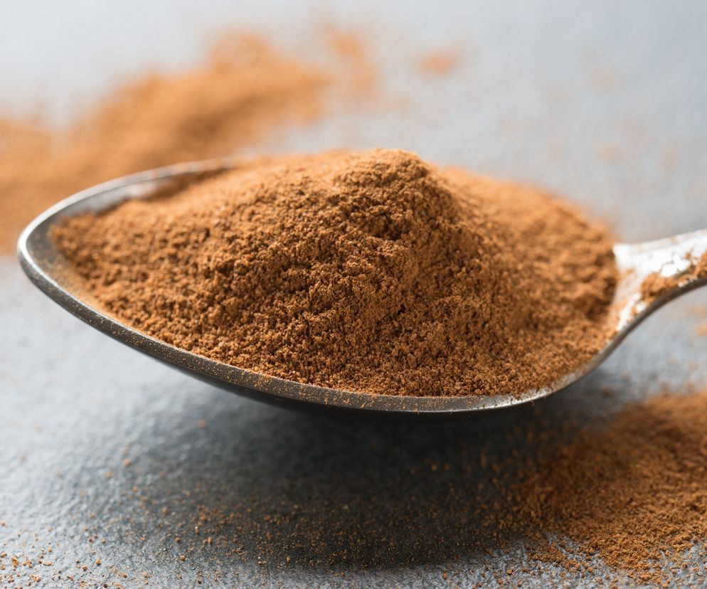 Dodaj odrobinę do kawy, możesz tylko zyskać. Duża paczka kosztuje kilka złotych 