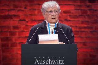 Przekształcenie Auschwitz: Od obozu dla więźniów politycznych do fabryki śmierci