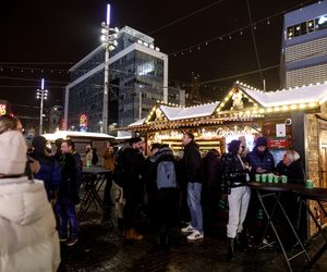 Świąteczna atmosfera na Rynku. Odwiedziliśmy katowicki jarmark bożonarodzeniowy