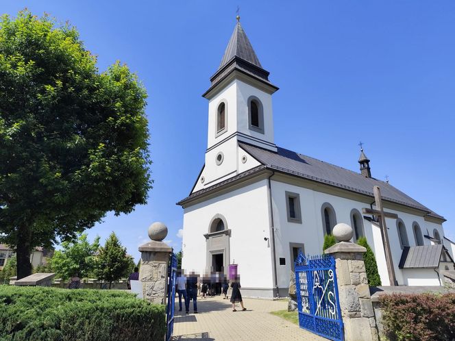 Ostatnie pożegnanie Katarzyny, która zginęła z rąk męża