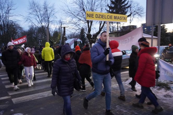 Protest kielczan przeciw budowie S74