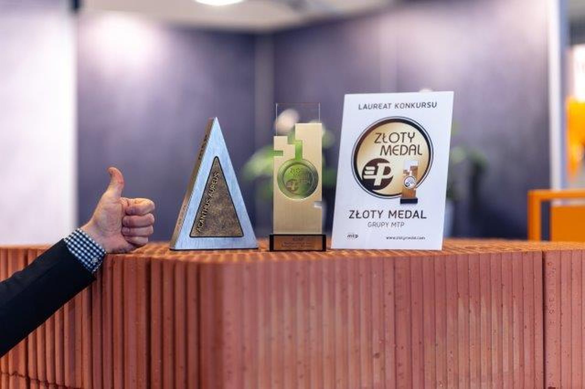 Złoty Medal Targów Poznański dla Pustaka Ceramicznego TERMOton P+W 25 Diament Plus S