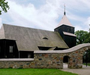 To najstarszy drewniany kościół na Warmii i Mazurach