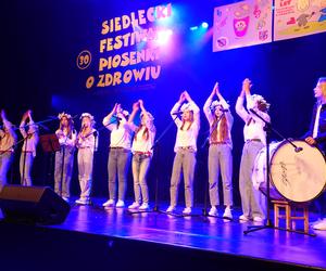 Młodzi ludzie z całego regionu zaśpiewali w Siedlcach piosenki o zdrowiu własnego autorstwa