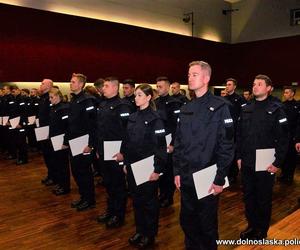 Rekrutacja do policji we Wrocławiu. Jakie są kryteria? Ile można zarobić? 