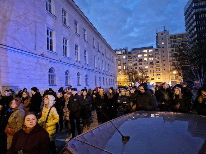 Marsz przeciwko przemocy po brutalnym ataku na 25-letnią Lizę