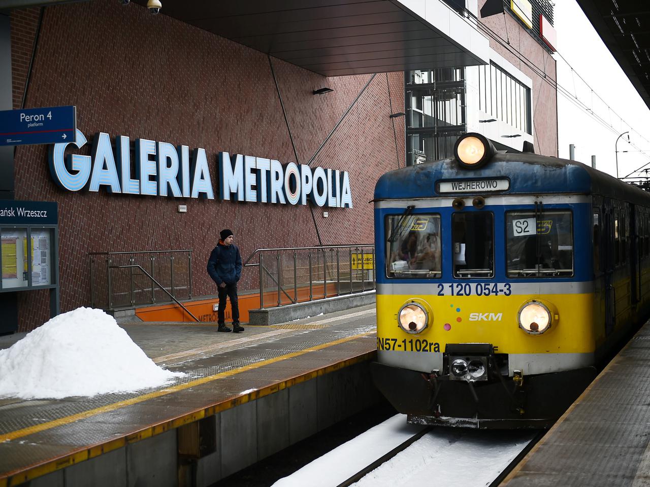 Galerie handlowe chcą być dworcami