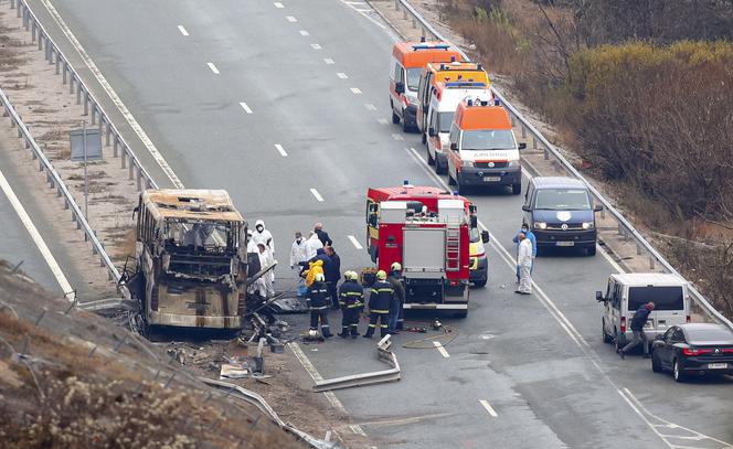 Czteroletnie bliźniaki spłonęły żywcem w autokarze