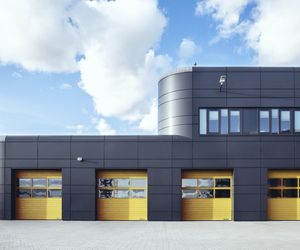 Bezpieczeństwo w logistyce zaczyna się od bramy. Ekspert WIŚNIOWSKI o najnowszych rozwiązaniach
