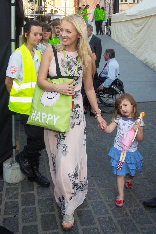 Barbara Kurdej-Szatan i jej córka Hania -czerwiec 2015 r. 