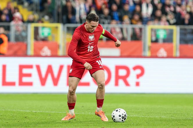Ponury widok na trybunach podczas meczu Polska - Nowa Zelandia