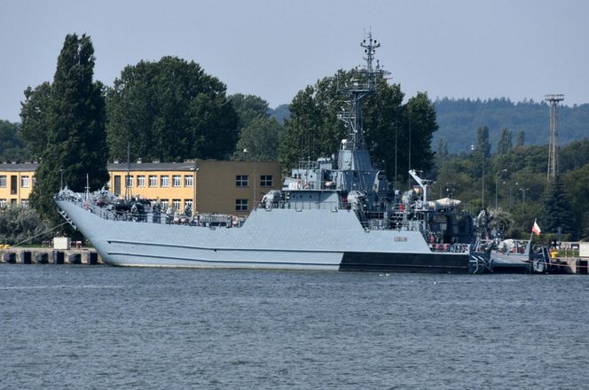 Marynarka Wojenna RP i polskie stocznie
