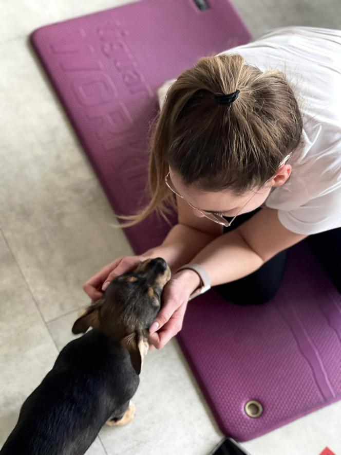 Puppy Yoga