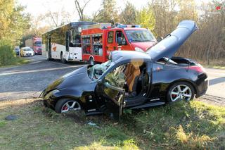 Sportowy Nissan 350Z rozbity w Miedźnie