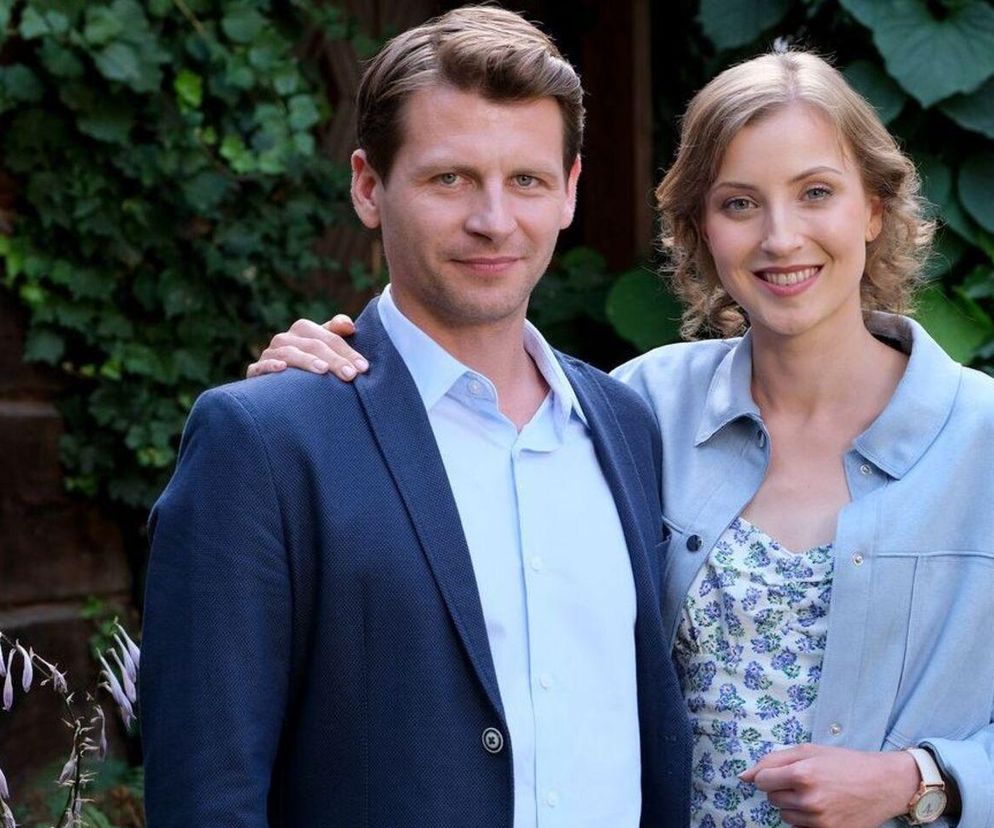 M jak miłość odc. 1830. Natalka (Dominika Suchecka), Adam Karski (Patryk Szwichtenberg)