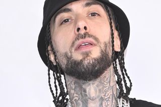 Malik Montana zrobił niespodziankę dzieciom z osiedla. Gest rapera zachwycił fanów!