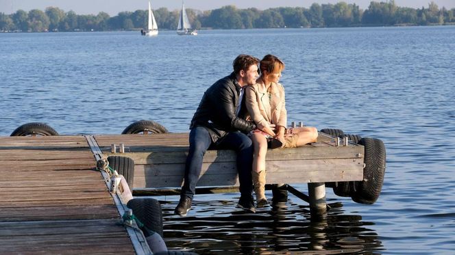 	M jak miłość odc. 1847. Marcin (Mikołaj Roznerski), Kama (Michalina Sosna)