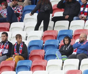 Górnik Zabrze zmierzył się z Zagłębiem Lubin. Kibice rozgrzewali piłkarzy z trybun