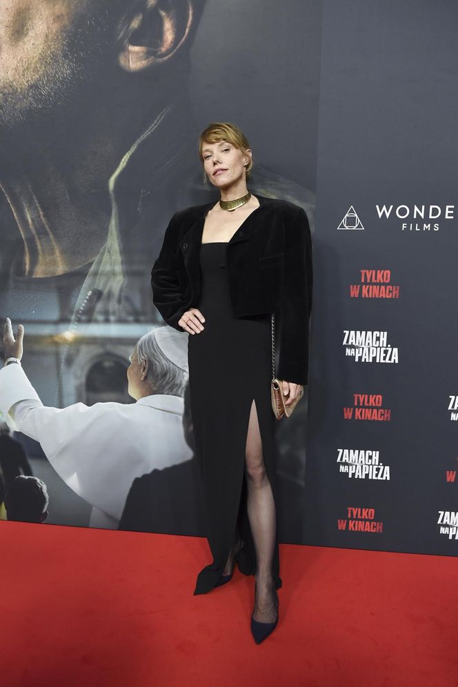 Gwiazdy na premierze filmu "Zamach na papieża" Władysława Pasikowskiego