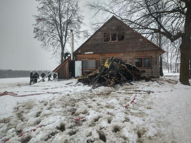 Hamulka. Spłonęła sala weselna. Pożar gasiło 14 zastępów strażaków [ZDJĘCIA]
