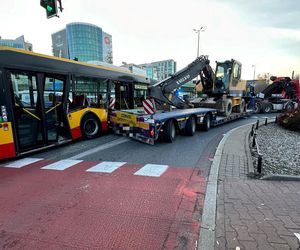 Wypadek autobus laweta