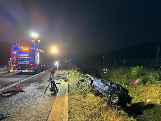 Groźny wypadek na A4 koło Tarnowa w piątek nad ranem 12.07.2024r.